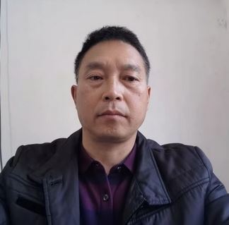 王昭华 
